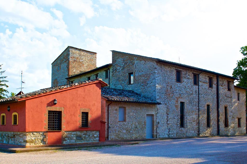 Rosso Porpora Villa Colle Umberto  Exterior photo